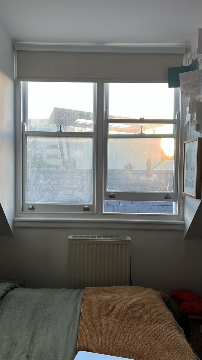 Room available in Kentish town!  Main Photo