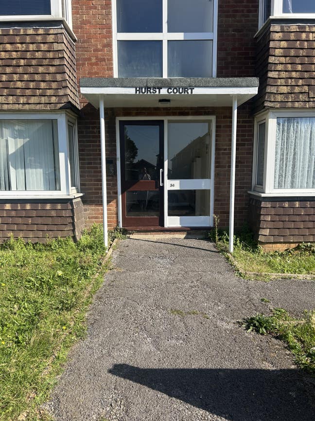 2 bedroom flat available to rent  Main Photo