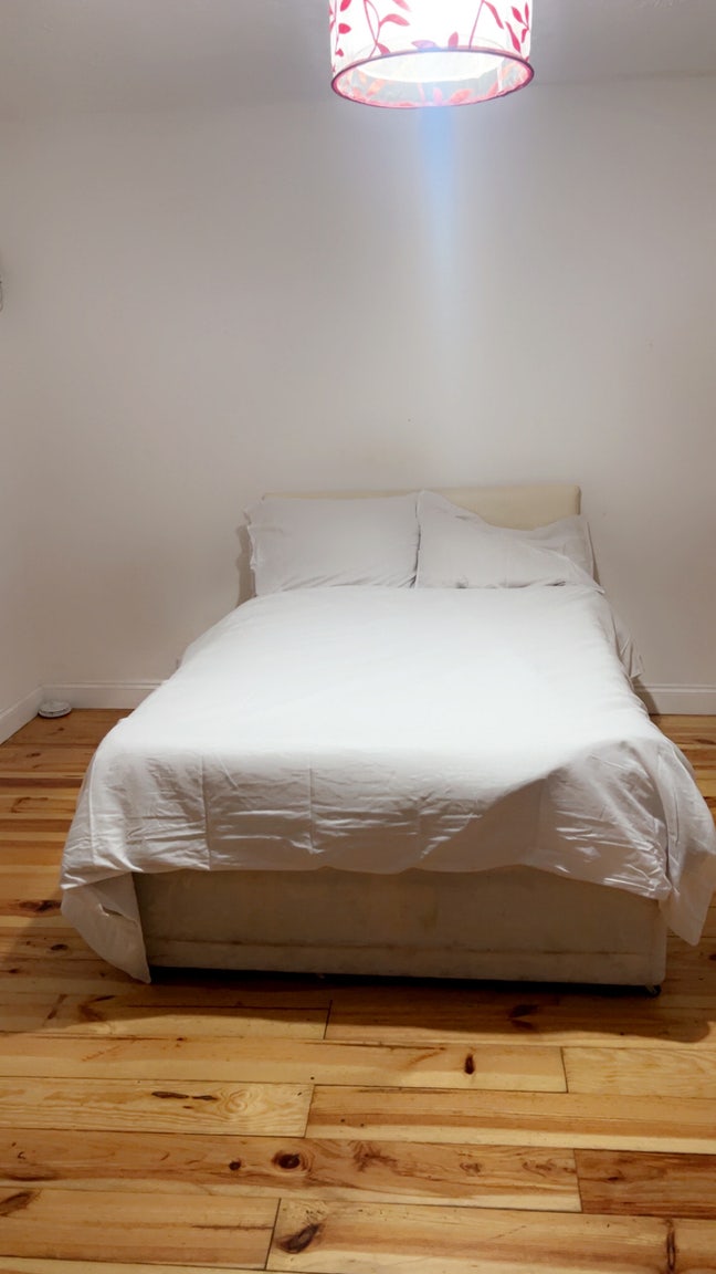 Double Room in Chatham Kent to let  Main Photo