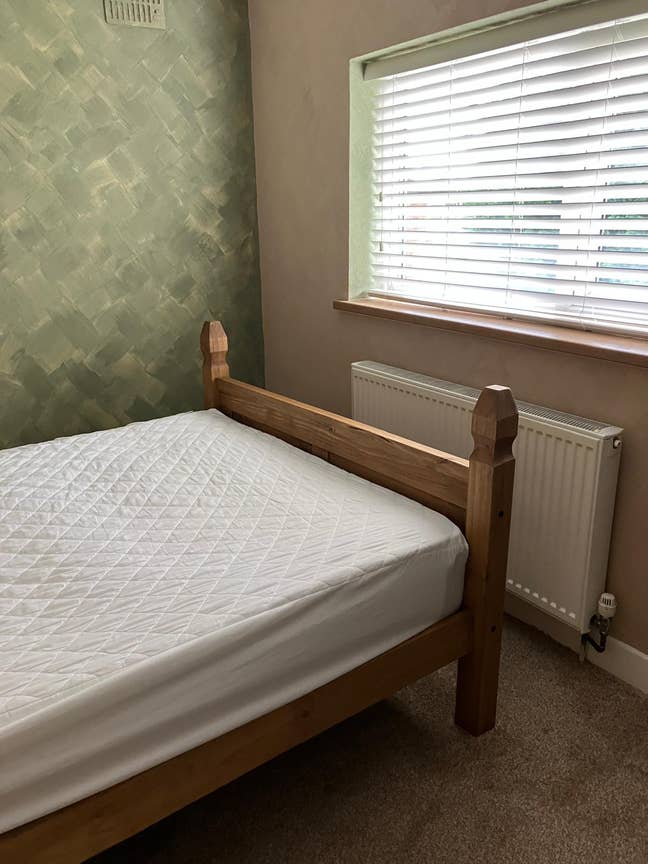 Single Occupancy Fully Furnished Room  Main Photo