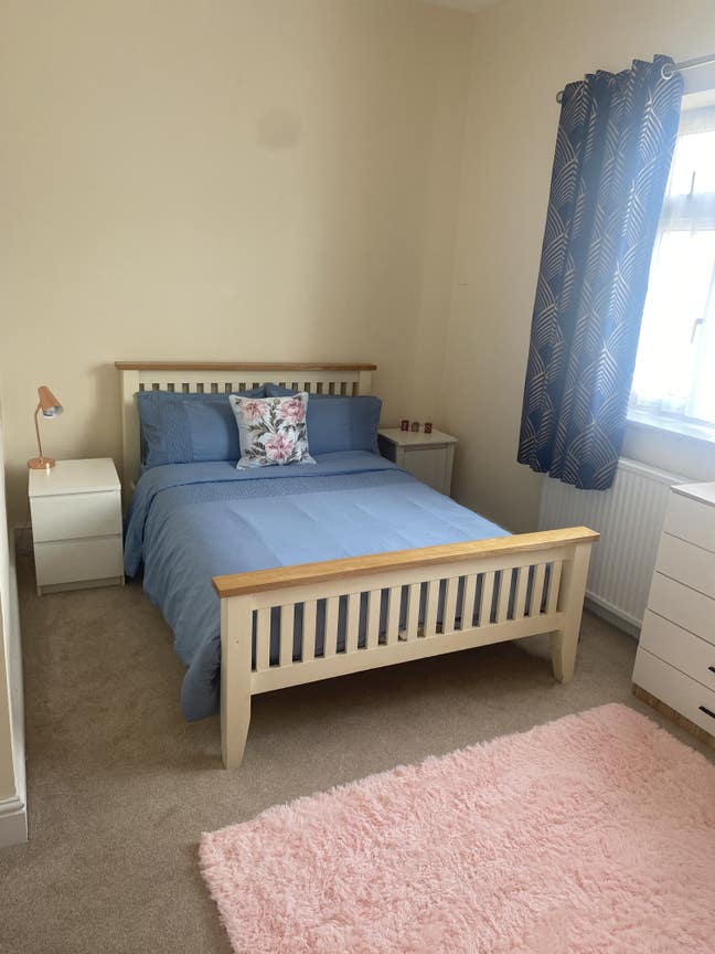 2 rooms for rent Main Photo