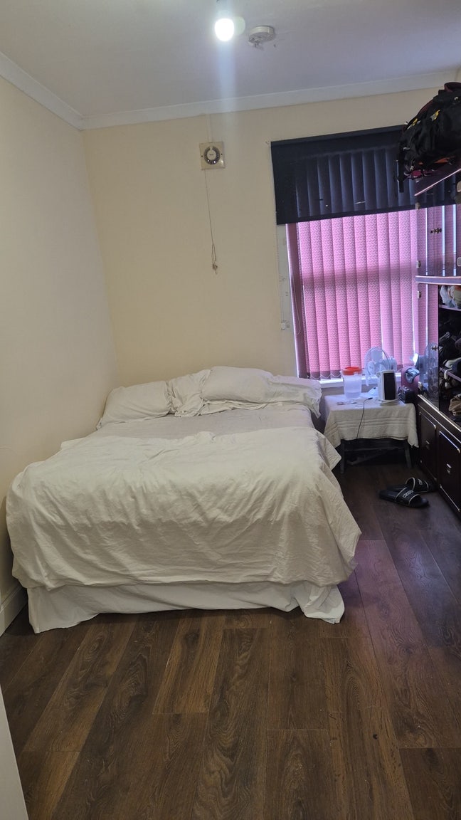 Double Room  in 2BHK Flat. Main Photo