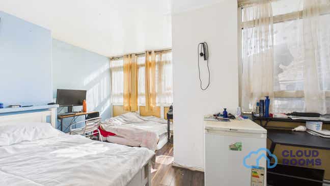 Furnished Room 2 Minutes from Stepney Green Stn Main Photo