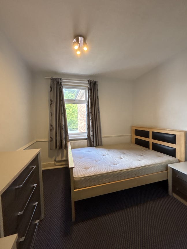 Double Room in a Semi-Detached House Share, BH9 Main Photo