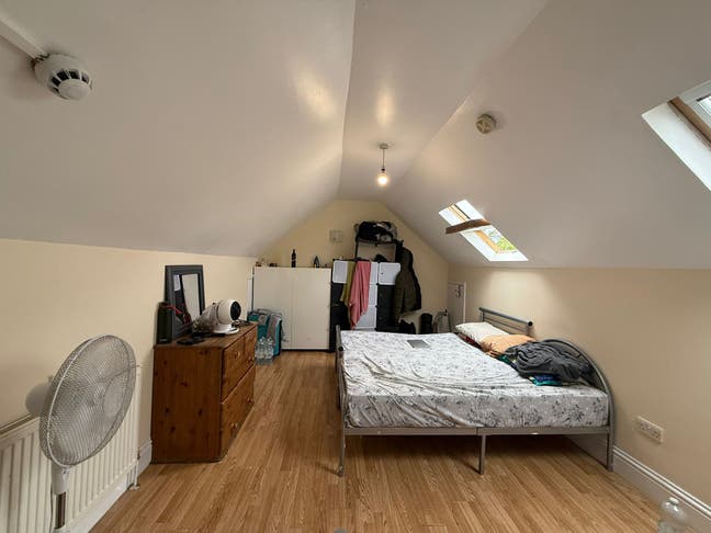 Shared room available for letting Main Photo