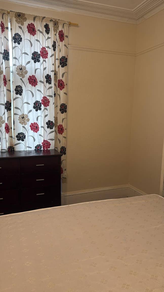 Large Double room  Main Photo