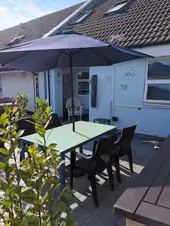 Bright Double Room Near Boscombe Beach Main Photo