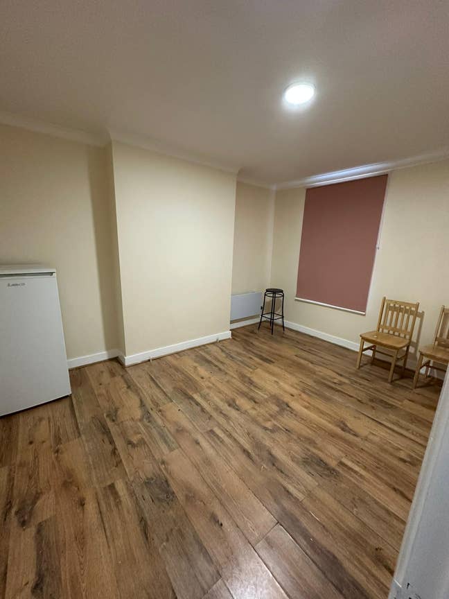A Very Nice  Studio Flat Main Photo
