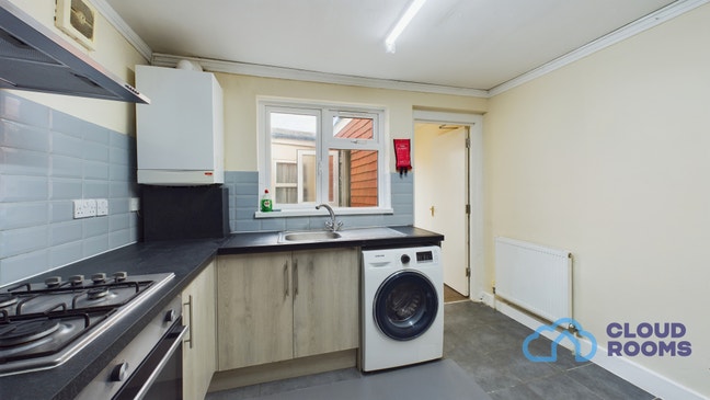 ✨10 Mins to Stratford / Cheap Double Room / E7✨  Main Photo