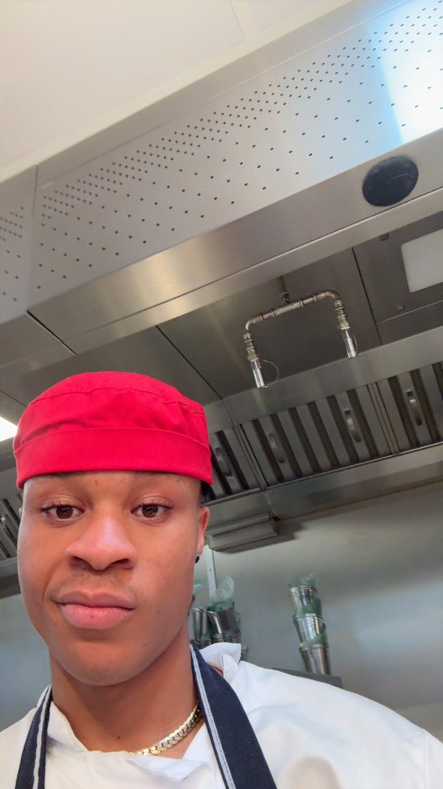 Room needed by professional, Main Photo