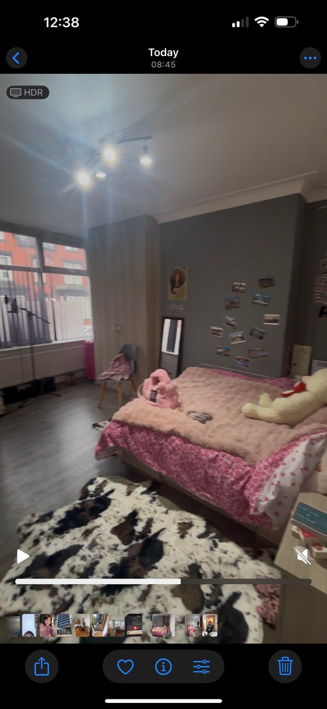 Spacious room in Headingley - available 01/11 Main Photo