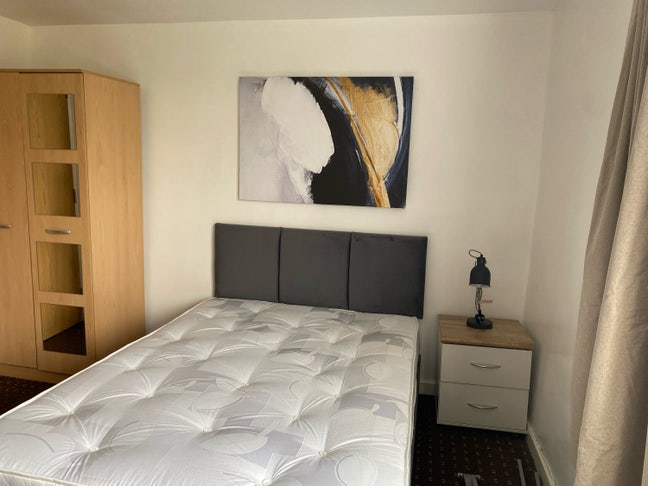 Newly Refreshed 7 Bed House Share All Ensuite Main Photo