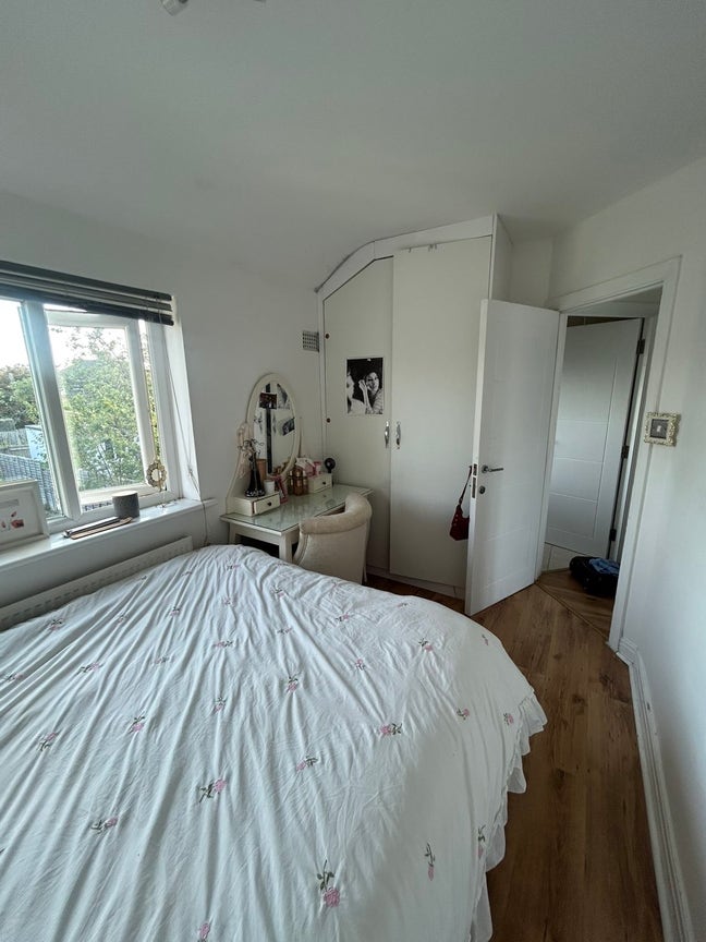 Double room to rent in twickenham  Main Photo