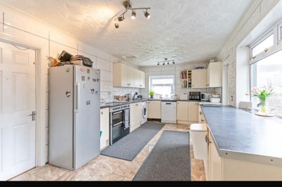 Double room in quiet road. Main Photo