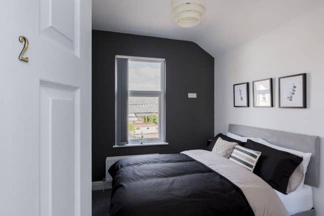 Double room at  62 Catherine St  Main Photo