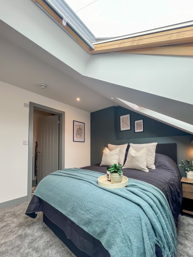 Spacious Double Bedroom + En-Suite in Portsmouth Main Photo