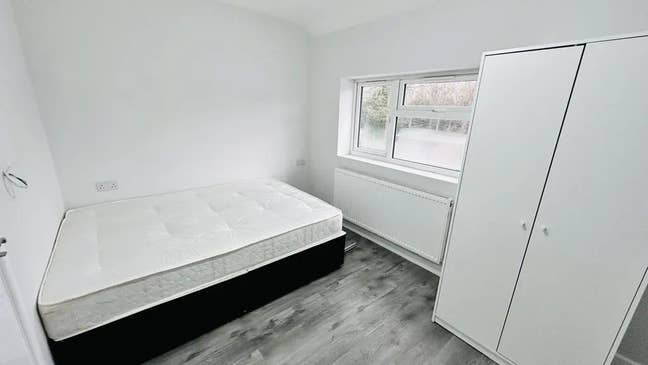Double room with all bills WD25  Main Photo