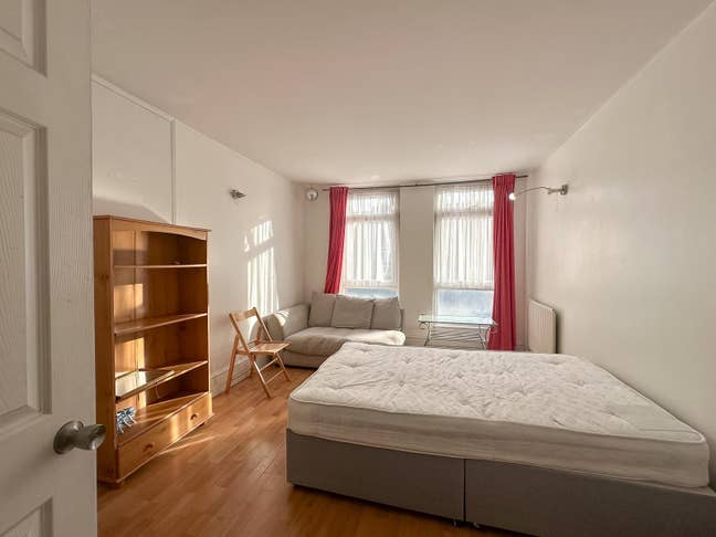 🏡 4 Double Bedrooms Available in Abbey Road Main Photo