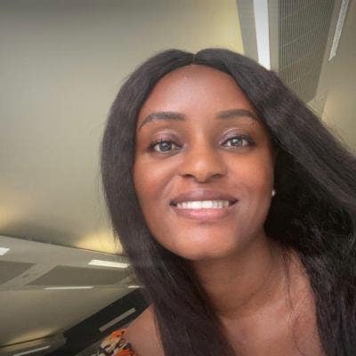 I am a female student. I am looking for a sin... Main Photo