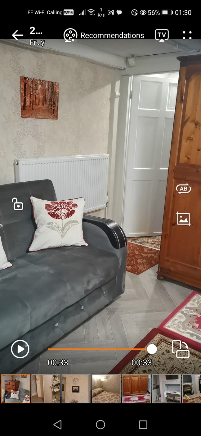 A newly decorated bedsit  Main Photo