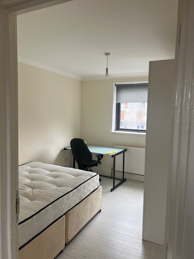 Zone 1 Vauxhall Flat - LGBTQ+ Preferred Main Photo