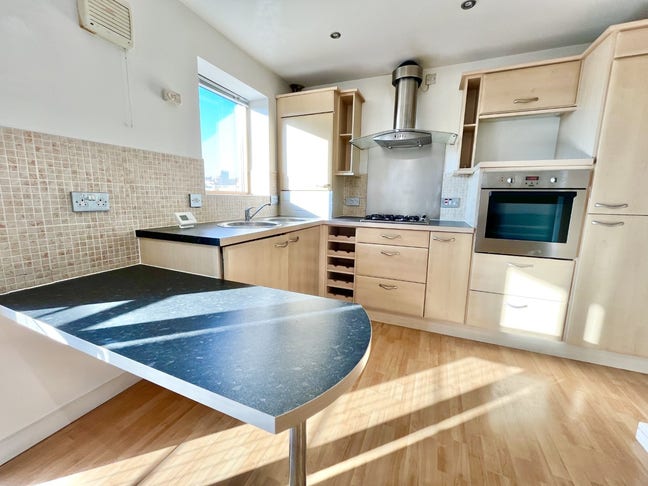 2 Bed Penthouse in the Heart of Sheffield City Main Photo