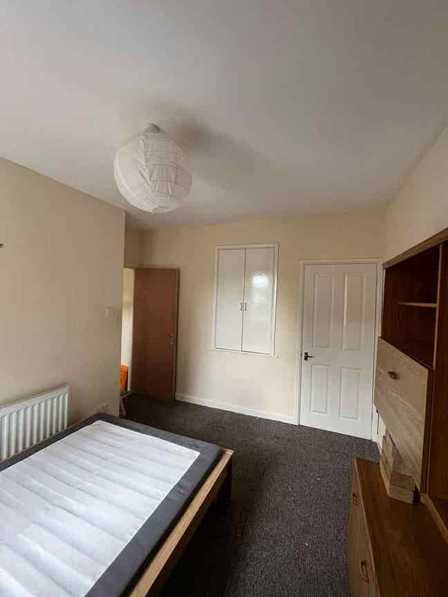 Double room available!  Main Photo