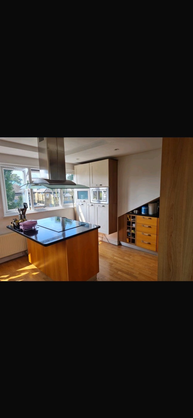 Double Room in Hendon  Main Photo