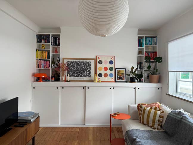 Art Deco two-bed flat in East Dulwich Main Photo