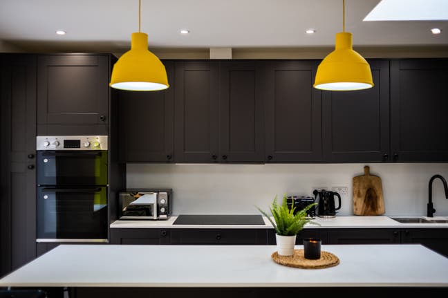 The Easy Choice: Ensuite,Nil Deposit,Great Links Main Photo