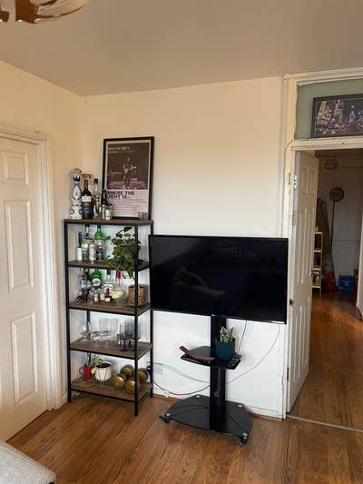 Double bedroom in Stockwell with skyline views!! Main Photo