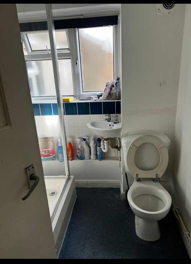 Room to let  Main Photo