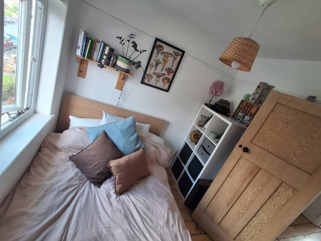 Small double/single room in Brislington Main Photo