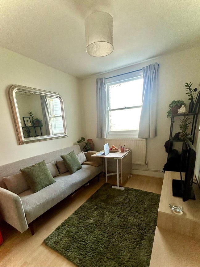 Spacious and modern 1 bedroom apartment in Hoxton  Main Photo