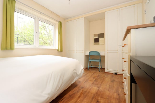 Very good rooms in Canary Wharf E14 to move ASAP Main Photo