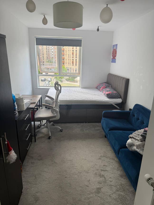 ✨ Furnished Room in Barking – Move In 1st Nov'25 Main Photo