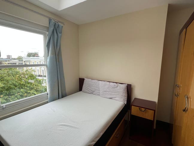 *W9* 3 bed flat available / 1 en-suite /market NEW Main Photo