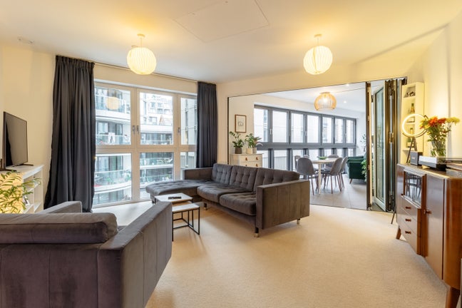 ✨ Double Room in 3-Bed Flat – Amazing Location ✨ Main Photo