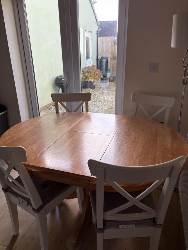 Double Room in House Share - Highweek Main Photo