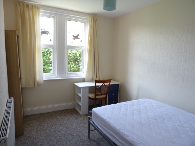 Double room in Winton for university student Main Photo