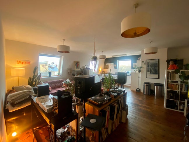 Spacious room in warehouse in Stoke Newington Main Photo