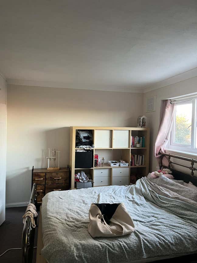 2 double rooms close to town  Main Photo