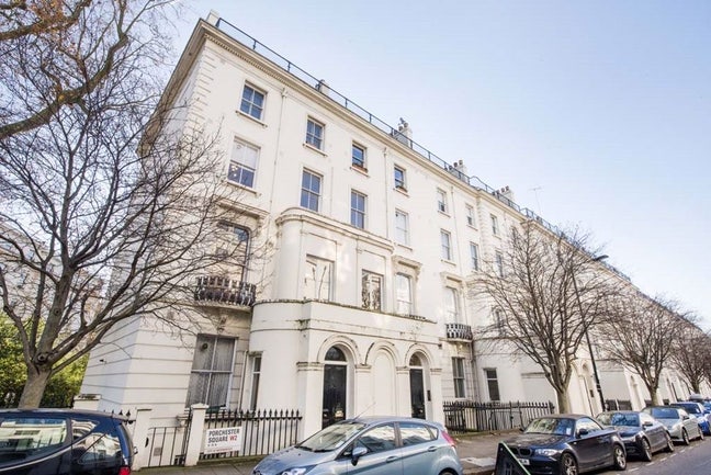 Charming 1-Bed Flat in Porchester Square Main Photo