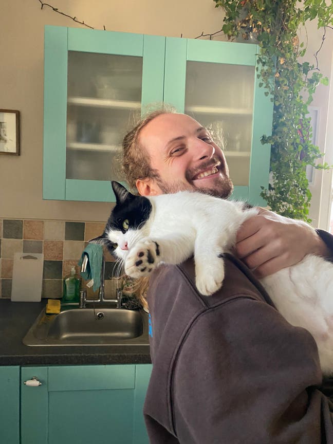 Hospitality proffesional moving to Bristol Main Photo