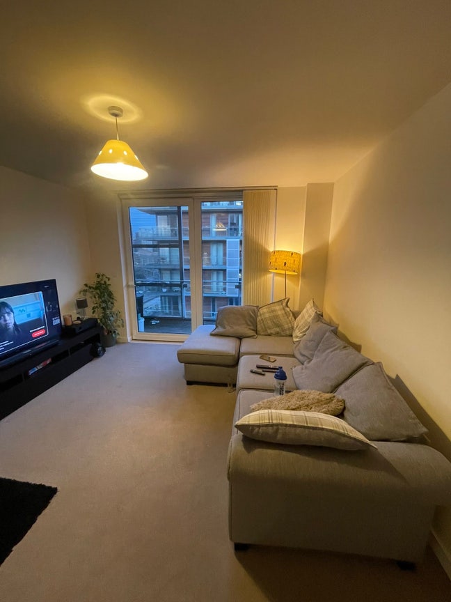 City Centre Apartment + Water + Parking Main Photo