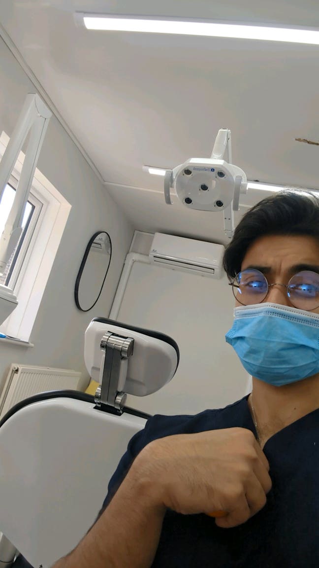 Friendly Professional Seeking Cozy Room in a Shar Main Photo