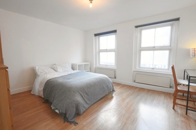 🏠Modern 4-Bedroom Flatshare Spacious Double Rooms Main Photo