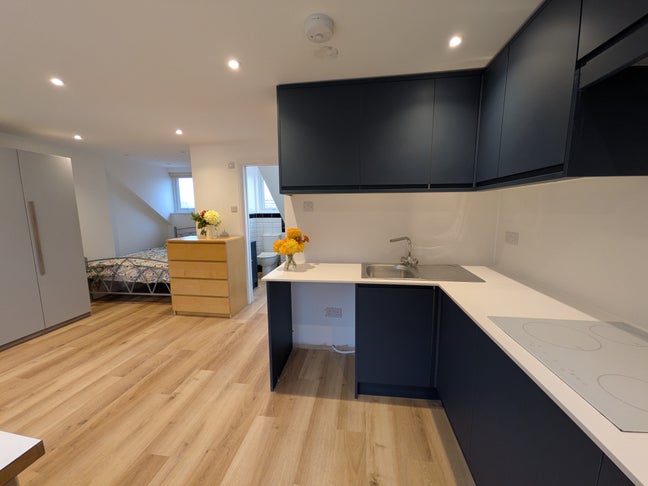 Large Self-Contained Studio (Top Floor of House)  Main Photo