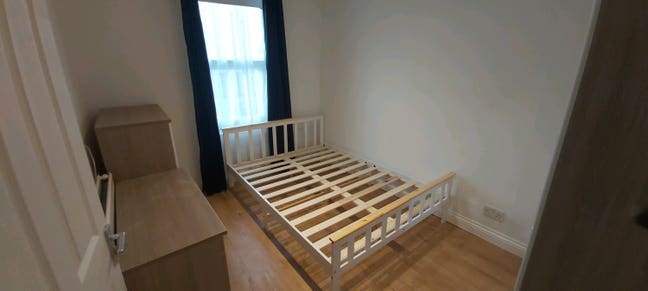 Clean double room Main Photo