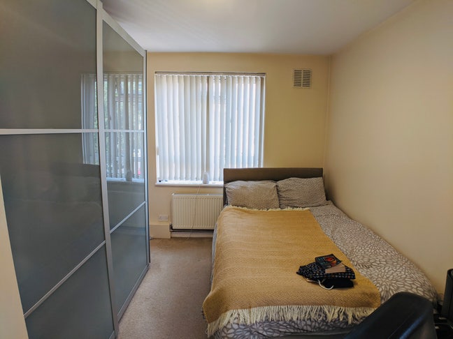  Cosy Double Room. All Bills Included. No deposit! Main Photo
